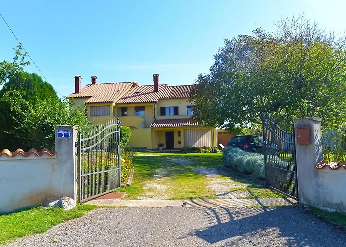 House Slavko 2297 Grandici